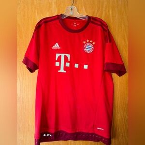 Adidas Mens Red Bayern Munich Football Jersey